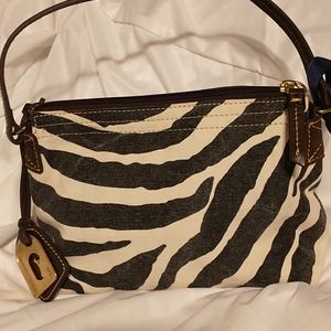 Dooney & Bourke purse